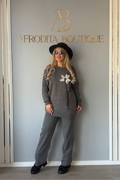 Afrodita Boutique Freesia knitted set