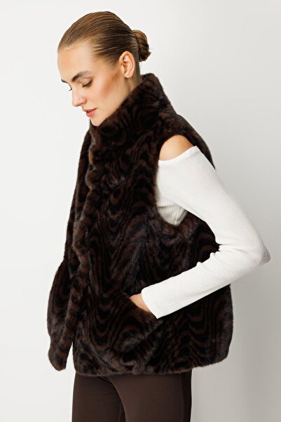 Ekol Patterned Plush Vest