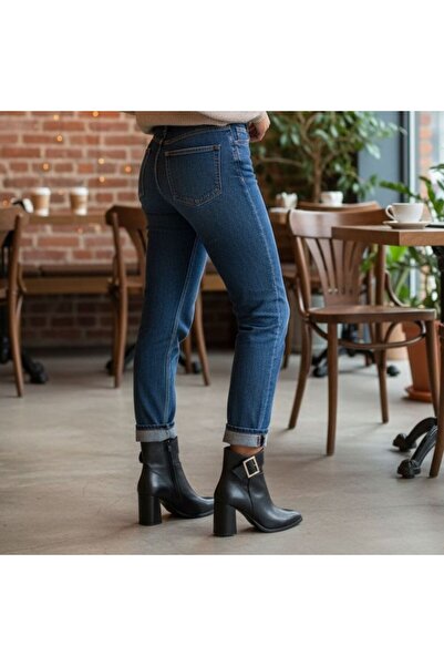 NE&VE SHOES Siyah Hakiki Deri Geniş Tokalı Sivri Burunlu Kadın Kalın Topuklu Bot