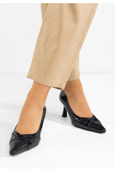 B T Shoes Ronie navy thin heel shoes