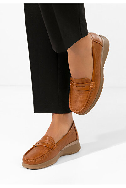 B T Shoes Ozina camel platform loafers