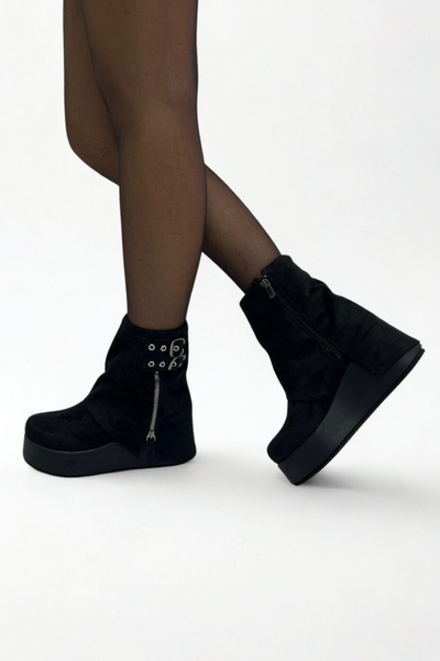 inizio Black Suede Wedge Heel Women's Boots V4246