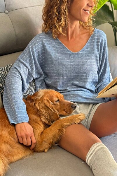 Güneşkızı Pulover largi din amestec de lână cu textura moale, cu decolteu în V, cu dungi, italian, 75 60