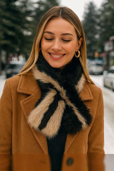 BALIENTE Black to Beige Plush Women's Neck Collar