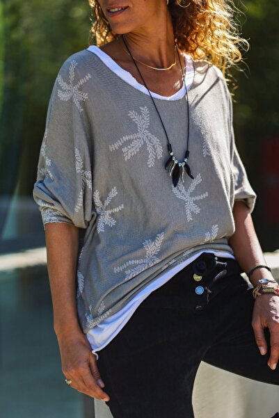 Güneşkızı Ιταλικό γκρι πουλόβερ με λαιμόκοψη με φύλλα με μοτίβο εσωτερικά και εξωτερικά, μαλακή υφή, χαλαρό πουλόβερ 70 50