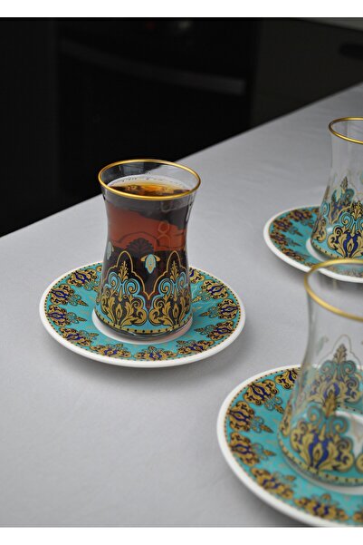 Qualitev 12 Piece Luxury Glass Tea Set for 6 People with Gold Detailing, Gold Color Embroidered Luxury Tea Set