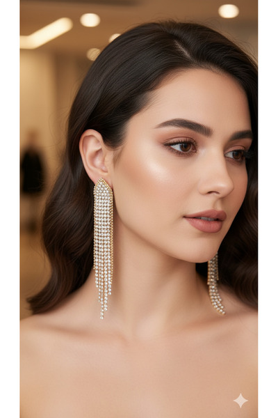 Lu Atelier Véline Işıltılı Uzun Küpe – Altın Renkli Taşlı Zincir Tasarım – Gece Şıklığı ve Zarif Görünüm