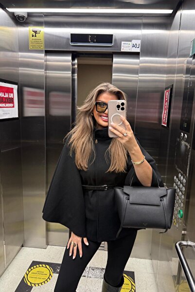 Lady Pixie Пальто з капюшоном і поясом