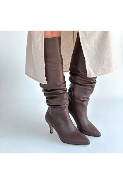 Zerenyus Μπότες με τακούνι Brenda Brown Bellows με μυτερή μύτη