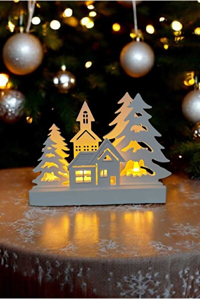 INGA JOSANU LED Işıklı Beyaz Kış Evi ve Çam Ağacı Silüeti Masaüstü Dekoratif Süs