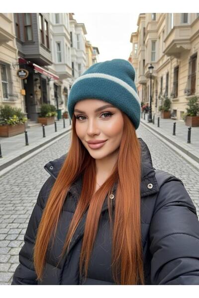 Goldmine Unisex Fluffy Striped Detail Soft Beanie