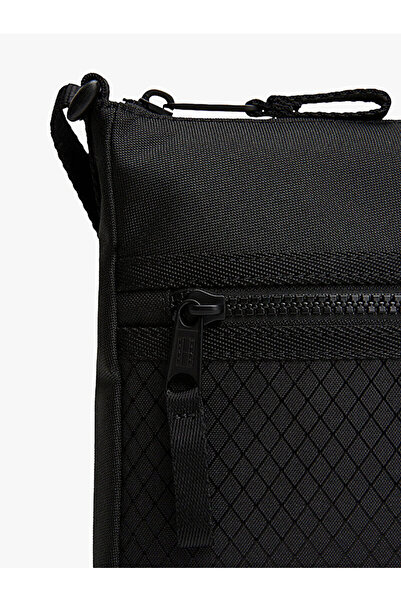 Tommy Hilfiger Men's Crossbody Bag Am0Am13398Bds