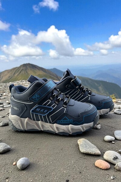 ALTUNTAŞ Unisex Erkek Kışlık Kaymaz Taban Cırtlı Çocuk Botu - Lacivert