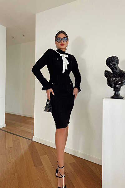 Neşeli Butik kadın broş ve tül detaylı tüvit kumaş midi elbise NBNC7027