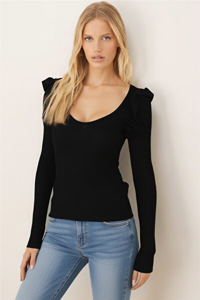 armonika Women's Black V-Neck Ruffle Detail Soft Textured Blouse Arm-26K001045