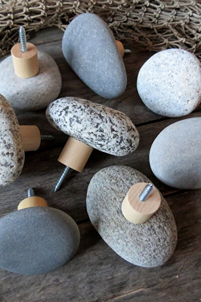 Alyones Beach Stone Wall Hook – Doğal Kıyı Taşı Duvar Askısı, Vida İle Montajlı
