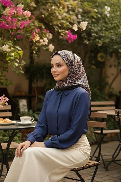 AFVENTE Mini Floral Pattern Fuchsia Cotton Scarf