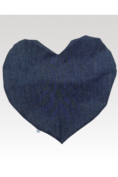 Kalp Şeklinde El Yapımı Sürdürülebilir Denim Kırlent Kılıfı