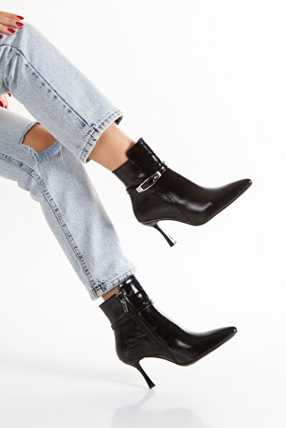 KARABAGSHOES حذاء أسود أصلي مظهر جلدي بكعب رفيع ومشبك