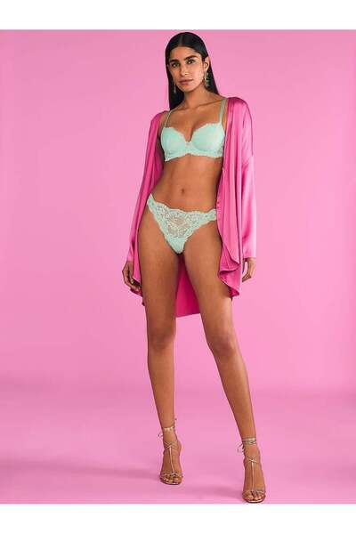 Victoria's Secret Lacy Lightly Padded Classic Push-Up Demi Bra