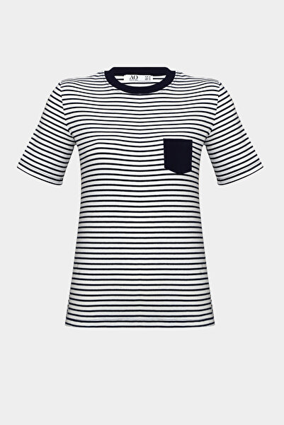 Açelya Okcu Βαμβακερό μπλουζάκι με κοντό μανίκι με ριγέ λεπτομέρεια τσέπης