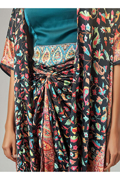 ECSTACY COUTURE Print cape set