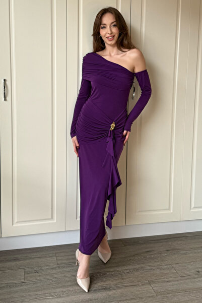 Dilay Gökoğlu Butik Rochie midi mov elegantă, cu șnur lateral fără umăr, cu detalii accesorii