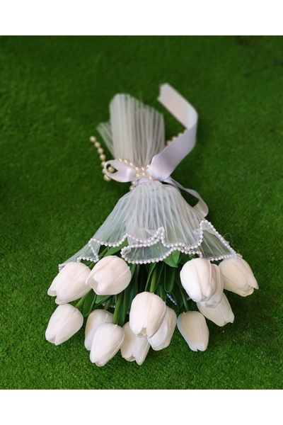 bilen tasarım Bride's Bouquet Wet Tulip with Pearl Detail