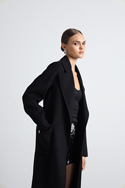 Mozto Moxe Black Coat