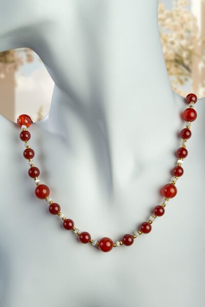 Uçar Doğaltaş Karnelyan Akik Taşı Doğal Taş Küre Kesim Zincir Kapamalı Kolye