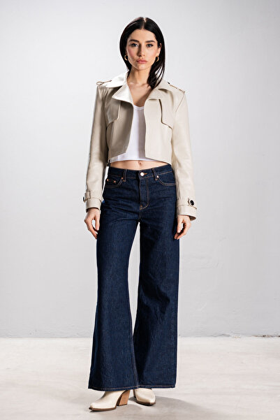 Dericlub Grace Women's Cropped Real Leather Jacket with Epaulettes