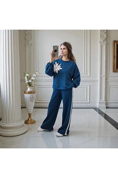 GLAMSI Elegant viscose outfit with large flower and crystal detail