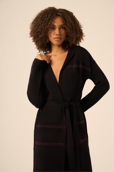 FTZ WOMEN طقم نسائي مكون من قطعتين بتفاصيل كابوشون أسود 20740