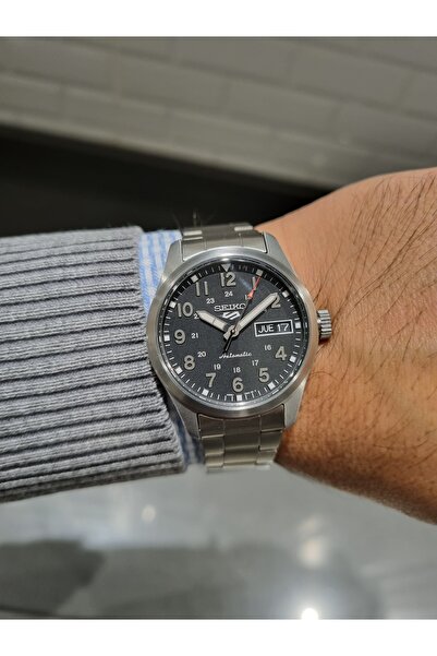 Seiko 5 Sport - Automatic Black Dial Calendar Steel Bracelet 3 Atm Water Resistant Men's Wristwatch