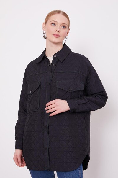 Levidor سترة سوداء بنمط مبطن