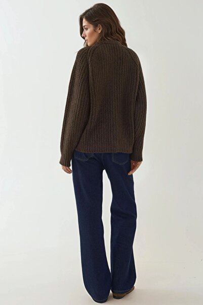 Hiccup Buttoned Thick and Soft Textured Knitwear Cardigan