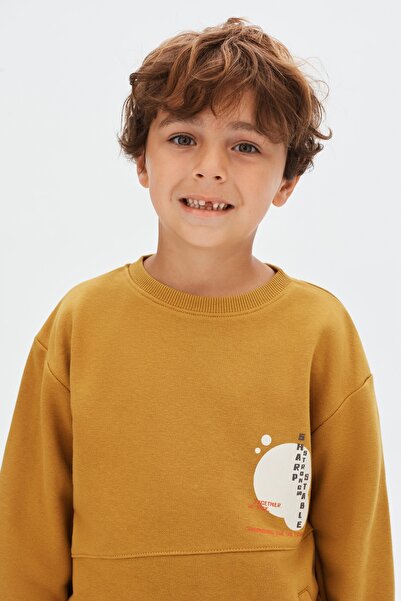 nk kids Together Sweat Mustard