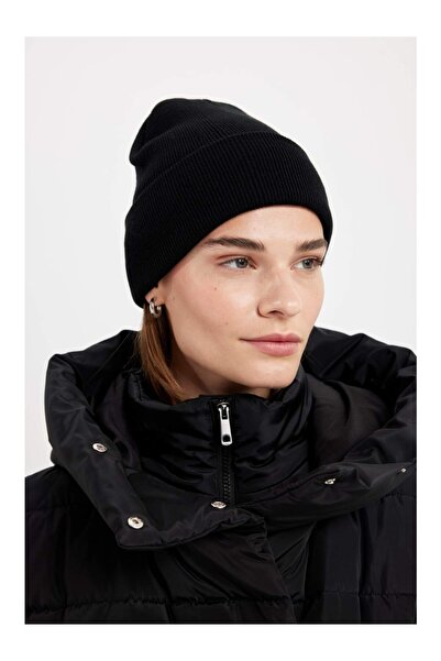 eleven market Folded Basic Knit Beanie Black Beanie