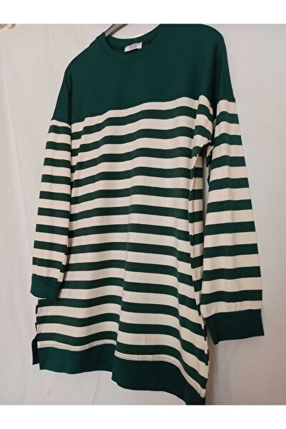 OceanGiyim Women's Comfortable Fit Crew Neck Striped Hijab Tunic