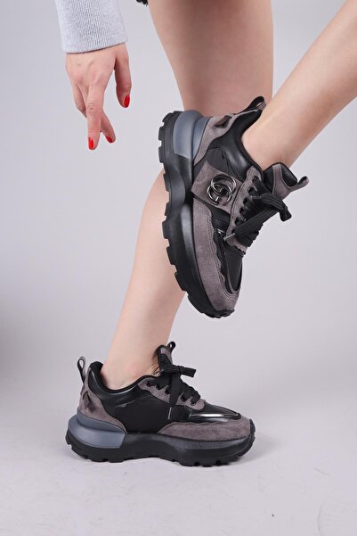 Birikon Reps Buckle Suede Parachute Paneled Sneakers Black