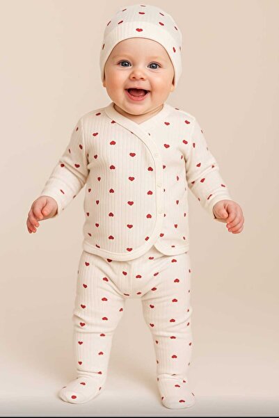 Baby Bakkal 3 Piece Heart Printed Baby Set (0-3) Months