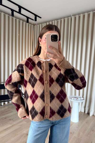 Sue Store Salmon Burgundy Baklava Patterned Buttoned Wool Cardigan