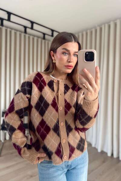 Sue Store Salmon Burgundy Baklava Patterned Buttoned Wool Cardigan