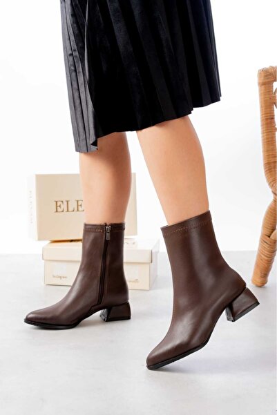 ELEVAM Kadın Günlük Streç Sivri Burun Suni Deri Bot