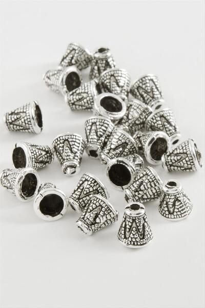 ZERO LAND MTXDPN مسبحة مثلثة الشكل بشرابة 50 (144454) جرام - لون فضي