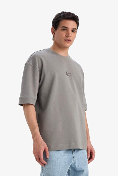 DeFacto Loose Fit Άνετο κοντομάνικο μπλουζάκι με στάμπα με λαιμόκοψη E9550AX25AU