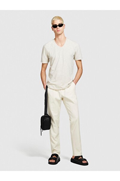 Sisley Ανδρικό μπλουζάκι με λαιμόκοψη σε σχήμα V από 100% βαμβάκι - 324P3WF0S4001