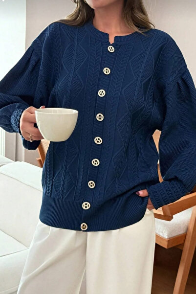 H&E LUXURY DESIGN Women's Button Detailed Hair Braided Crew Neck Cardigan