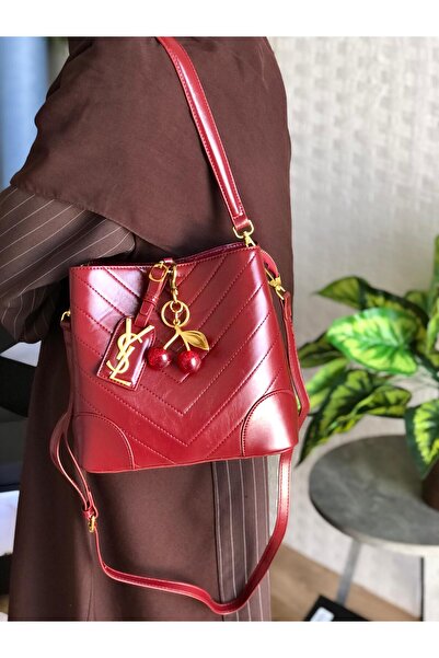 GGGG Shoulder bag with accessories