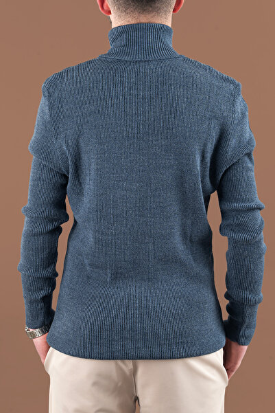 bombe Ανδρικό πουλόβερ εφαρμοστό με λεπτό λαιμόκοψη F κοτλέ